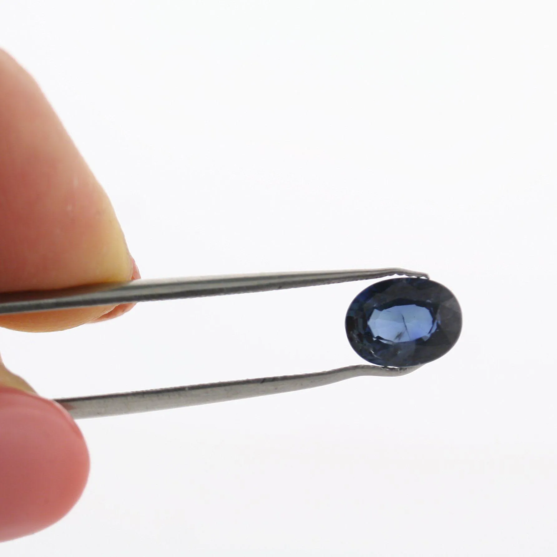 1.63 carat Oval Blue Sapphire Certified 6.23 x 8.18 mm