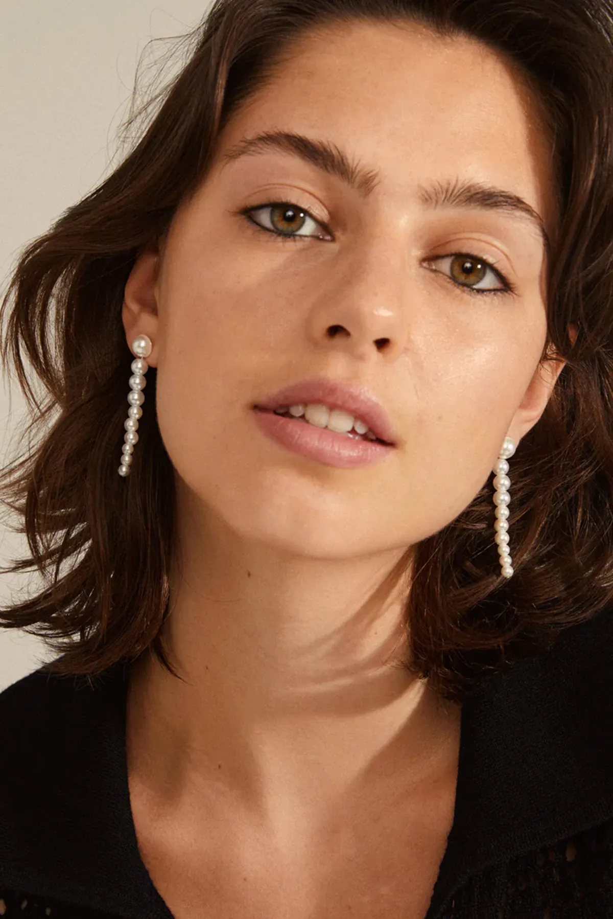BEAT PEARL EARRINGS