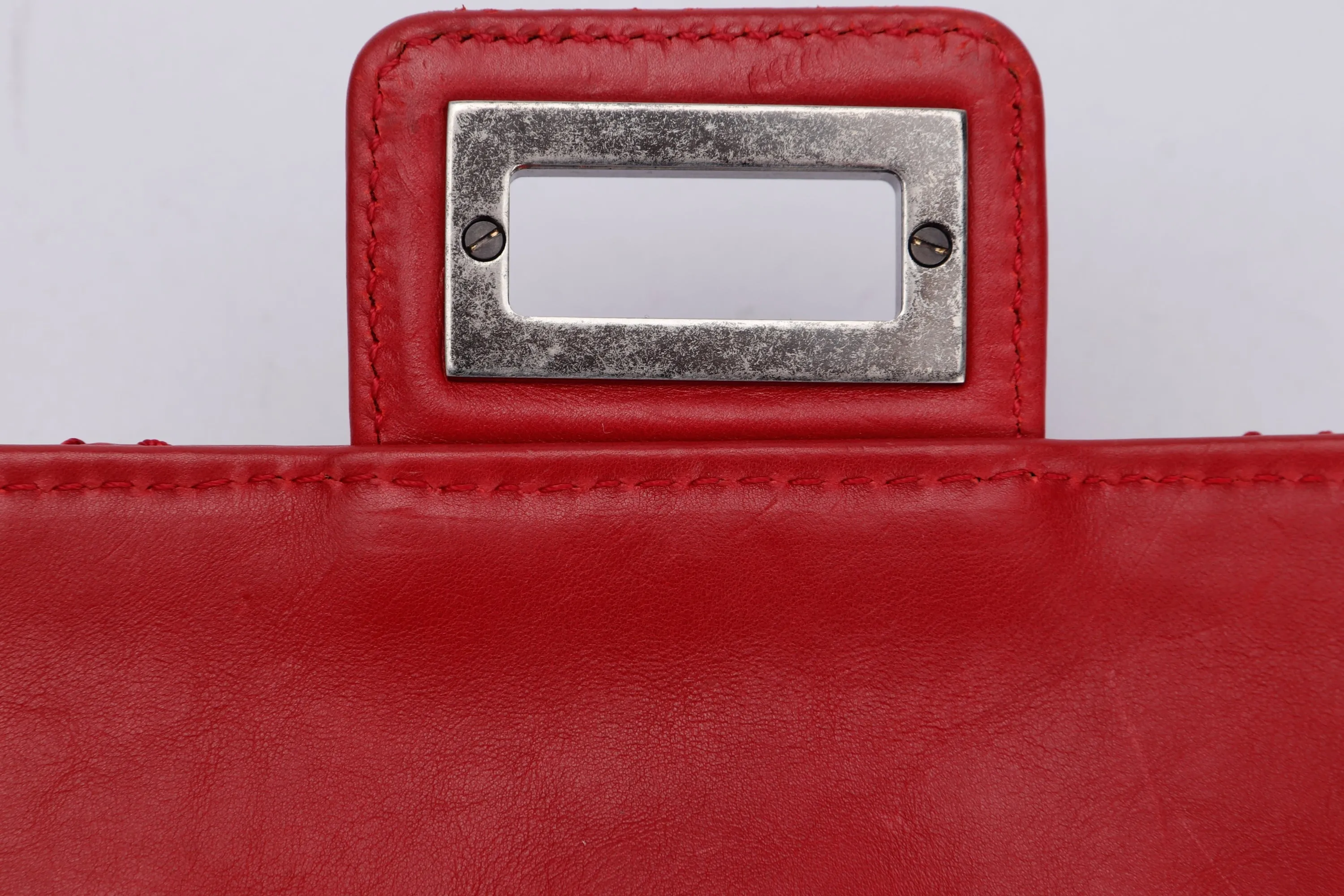 CHANEL REISSUE 226 (1592xxxx) RED CALF LEATHER WITH RUTHENIUM CHAIN, WITH CARD, WITH DUST COVER