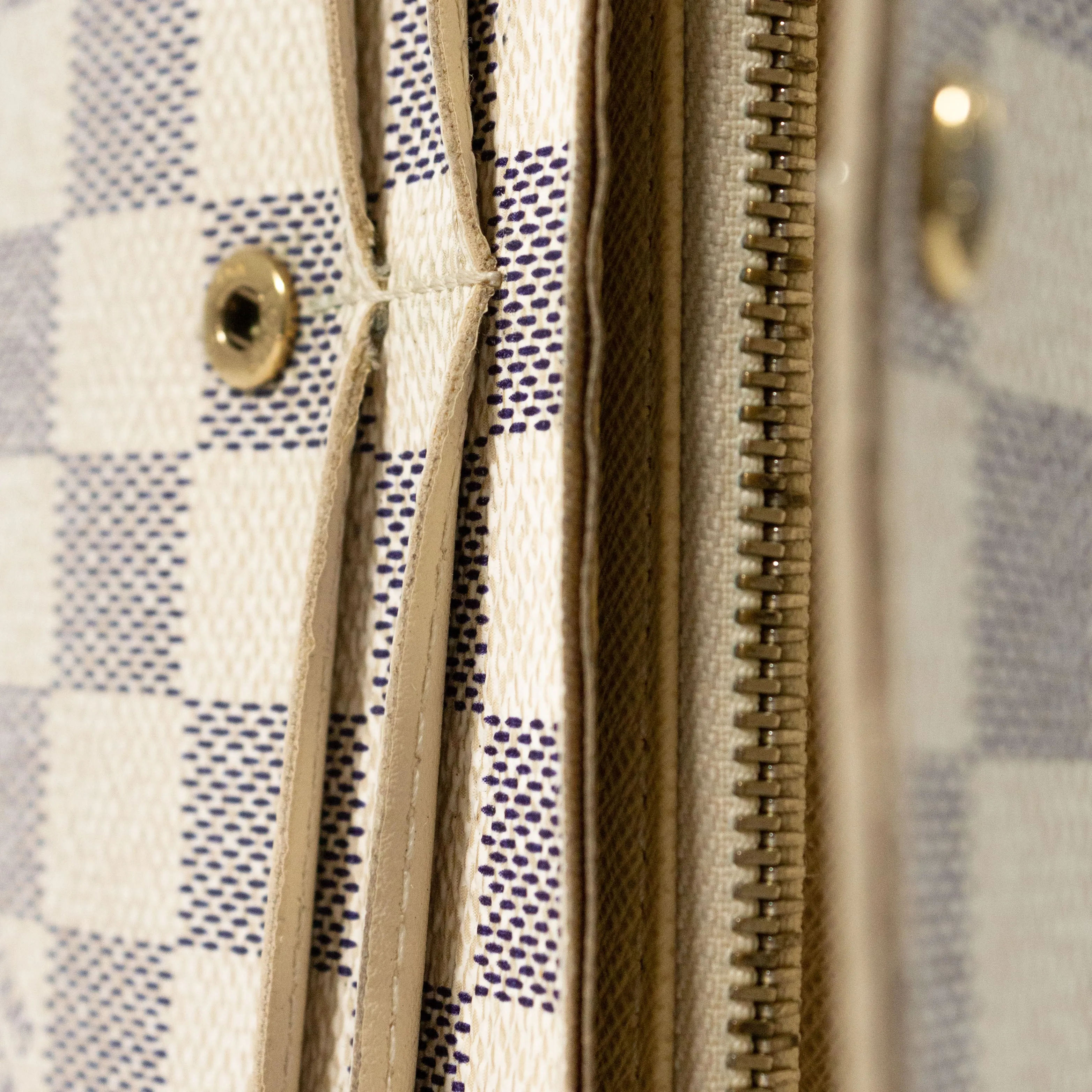 Damier Azur Sarah Wallet