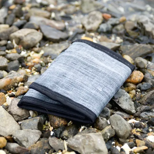 Traveler Wallet by flowfold