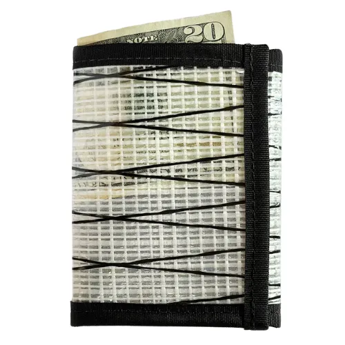 Traveler Wallet by flowfold